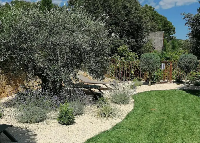 L\'Autre Perle, Balneo En Supplement, Le Clos Des Perles