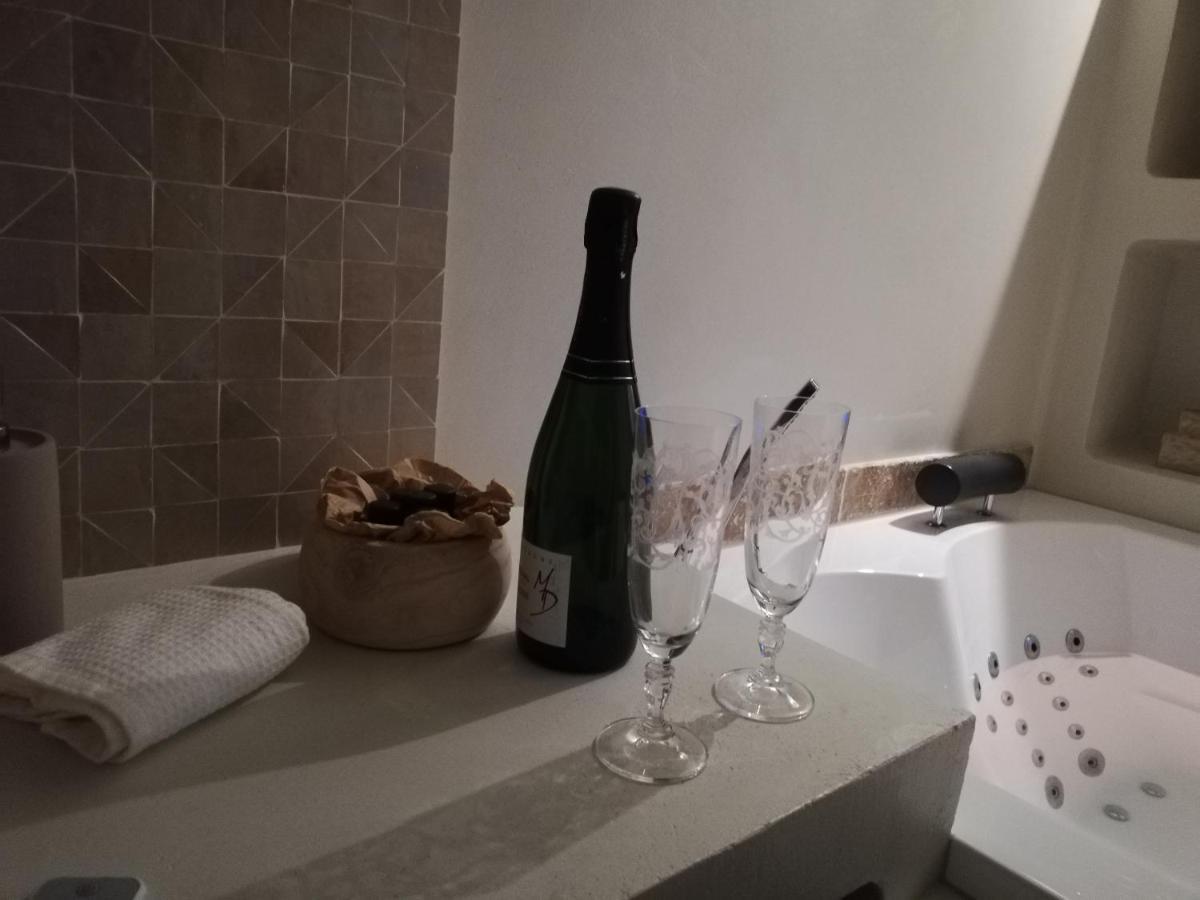 L'autre Perle, Balneo En Supplement, Le Clos Des Perles * Tourtour